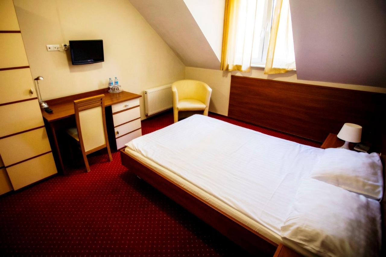 Hotel Luka Radom Exteriér fotografie