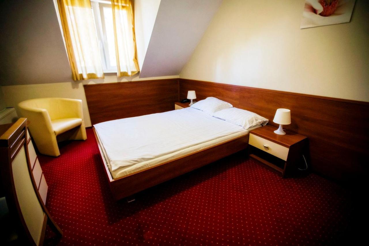 Hotel Luka Radom Exteriér fotografie